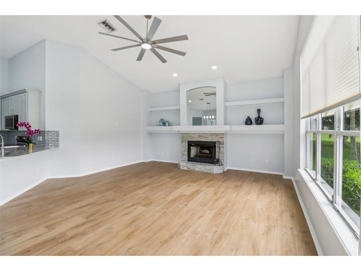 2217 Dunhurst Lane Orlando FL 32835 V4945248 image6