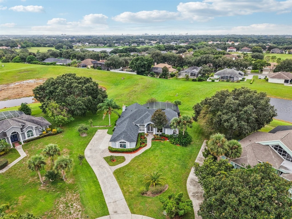 2217 Dunhurst Lane Orlando FL 32835 V4945248 image60