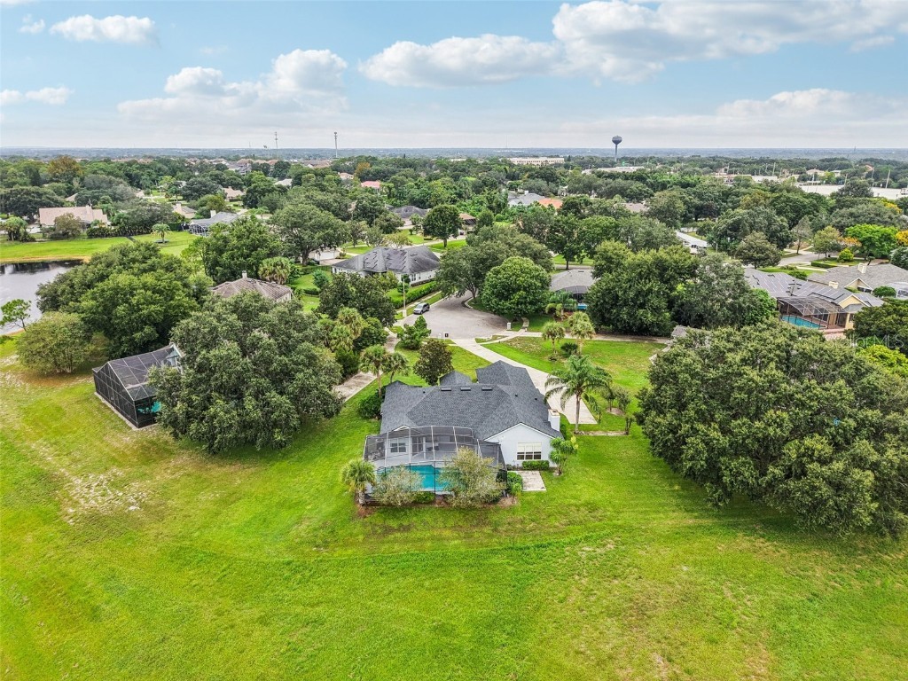 2217 Dunhurst Lane Orlando FL 32835 V4945248 image63