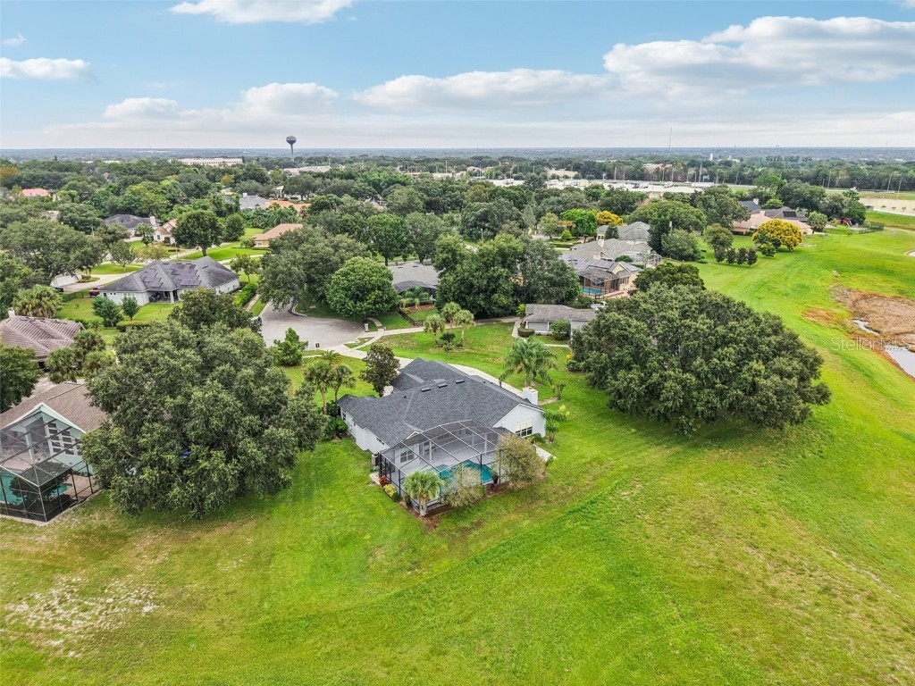 2217 Dunhurst Lane Orlando FL 32835 V4945248 image65