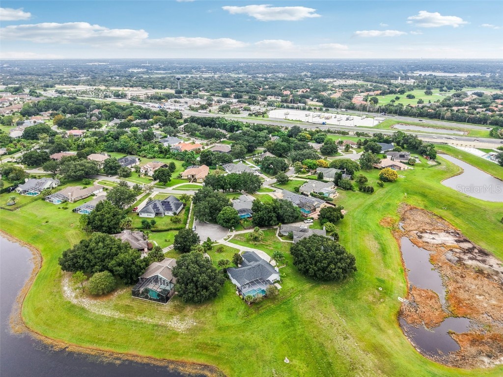 2217 Dunhurst Lane Orlando FL 32835 V4945248 image66