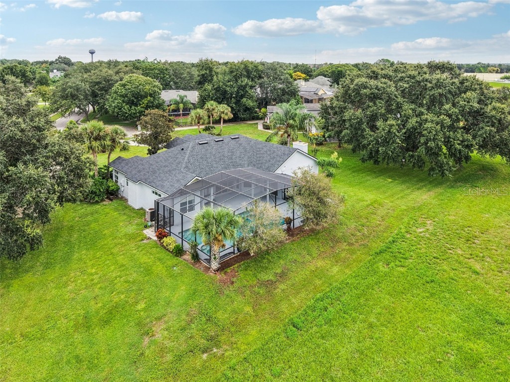 2217 Dunhurst Lane Orlando FL 32835 V4945248 image74