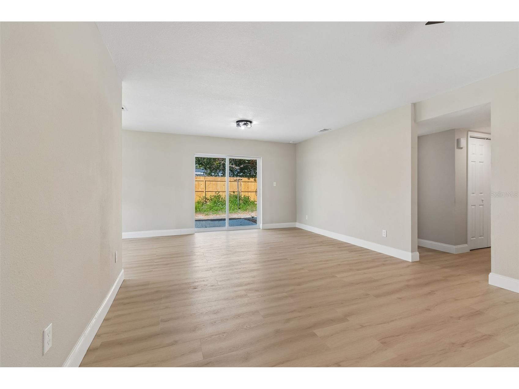 2217 E Colby Lane Tampa FL 33612 TB8492335 image11
