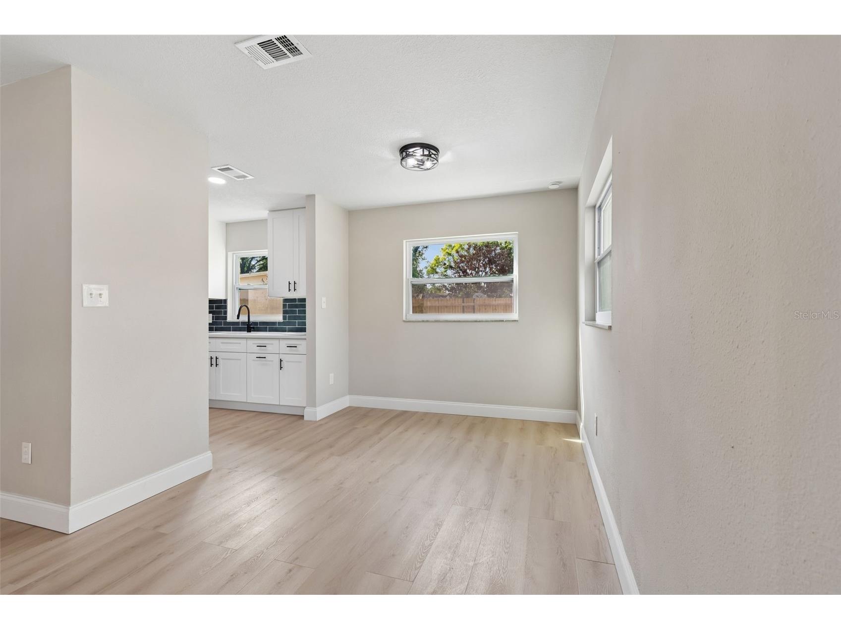 2217 E Colby Lane Tampa FL 33612 TB8492335 image20
