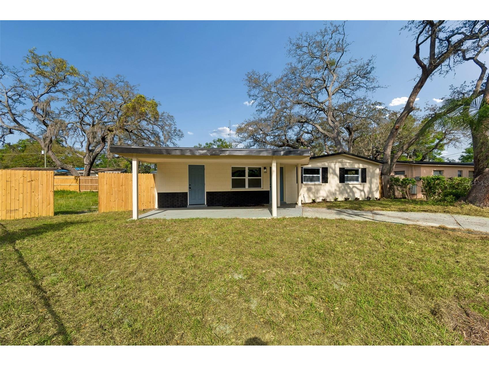 2217 E Colby Lane Tampa FL 33612 TB8492335 image3