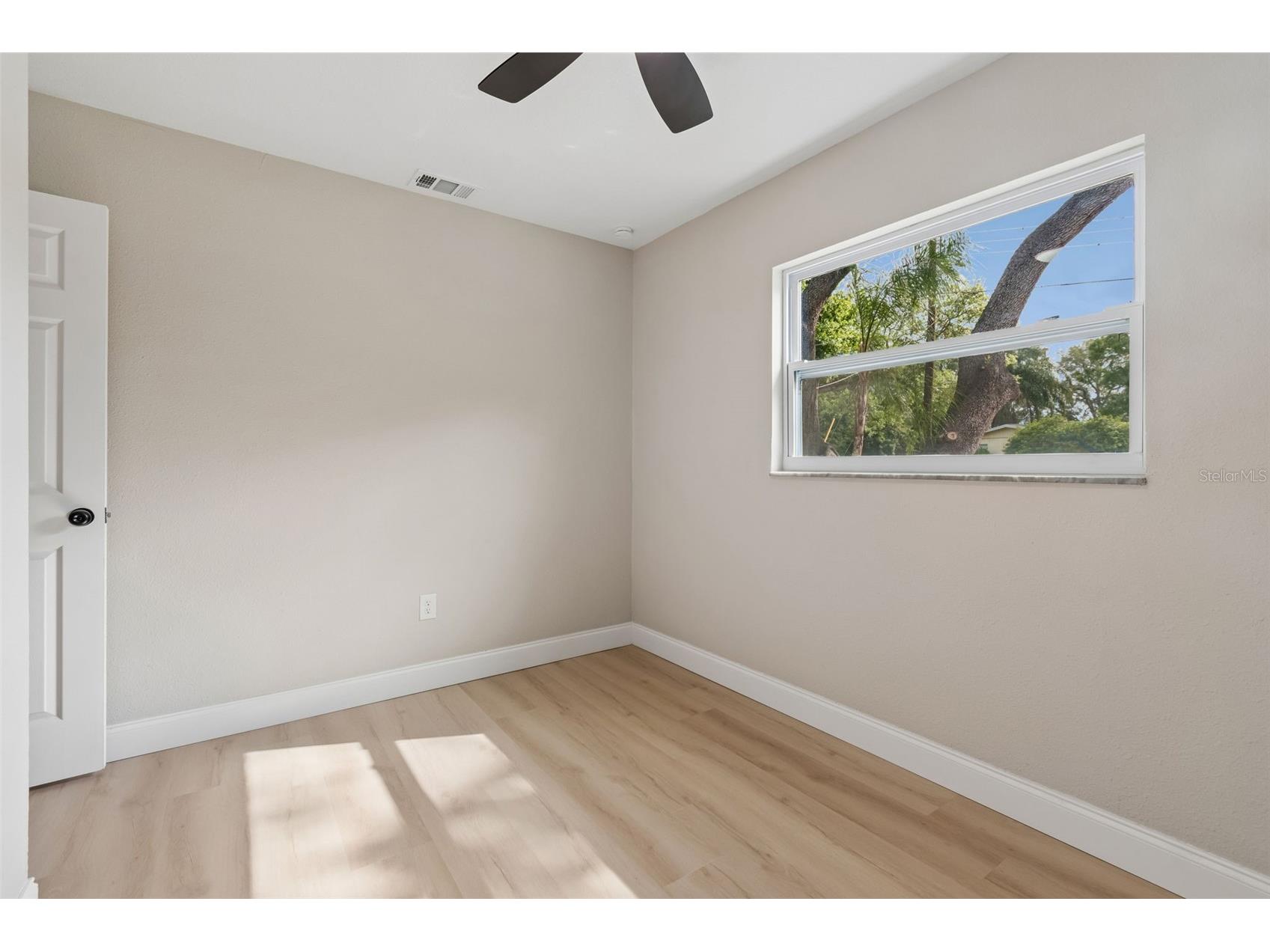 2217 E Colby Lane Tampa FL 33612 TB8492335 image40
