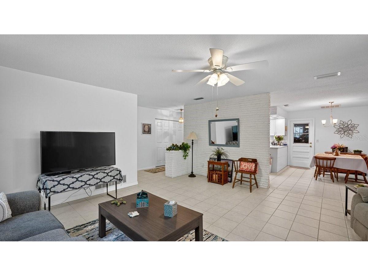 2217 Green Street South Daytona FL 32119 V4948568 image13