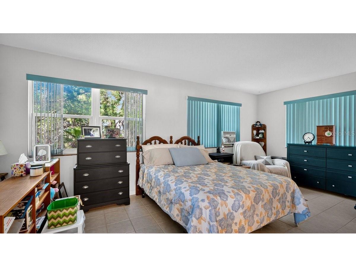 2217 Green Street South Daytona FL 32119 V4948568 image26