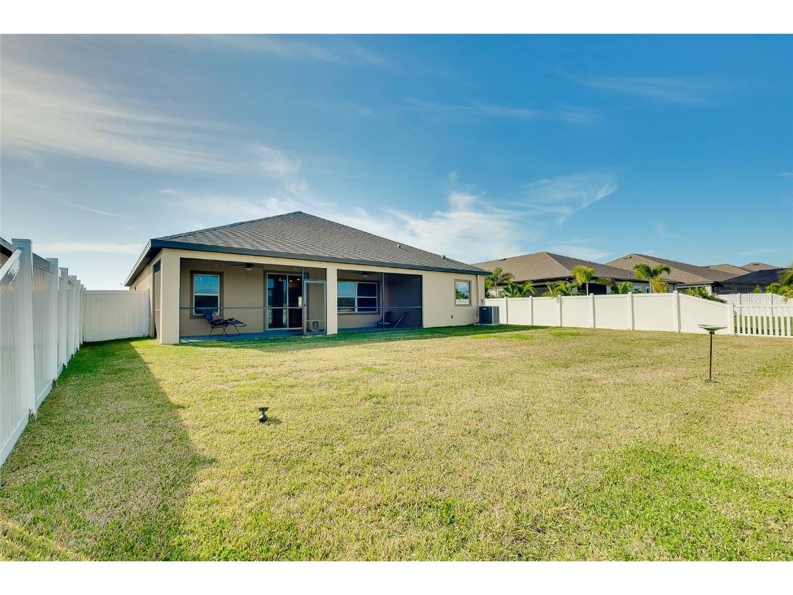 2217 Mizner Bay Avenue Bradenton FL 34208 A4676194 image44