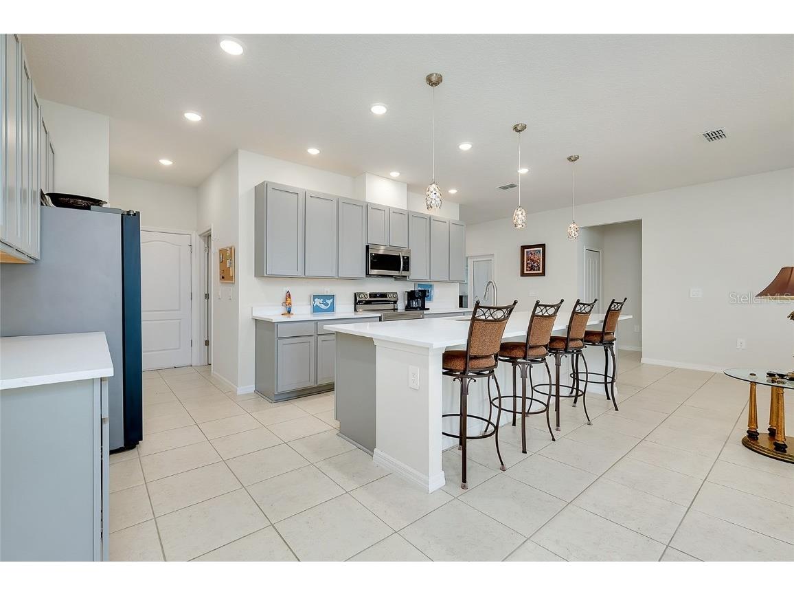 2217 Mizner Bay Avenue Bradenton FL 34208 A4676194 image7