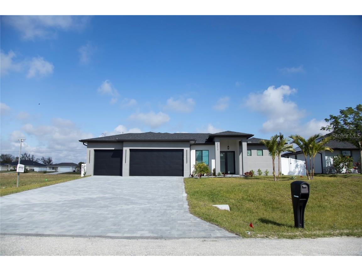 2217 NE 15th Terrace Cape Coral FL 33909 C7504969 image1