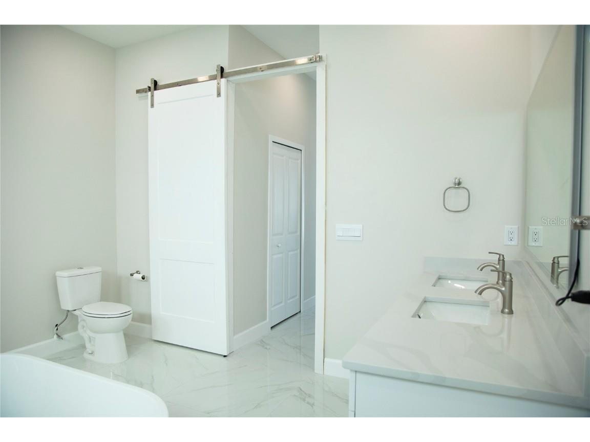 2217 NE 15th Terrace Cape Coral FL 33909 C7504969 image31