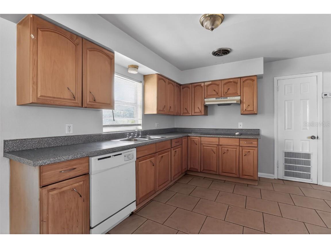 2217 Owasso Court Orlando FL 32818 O6365239 image11