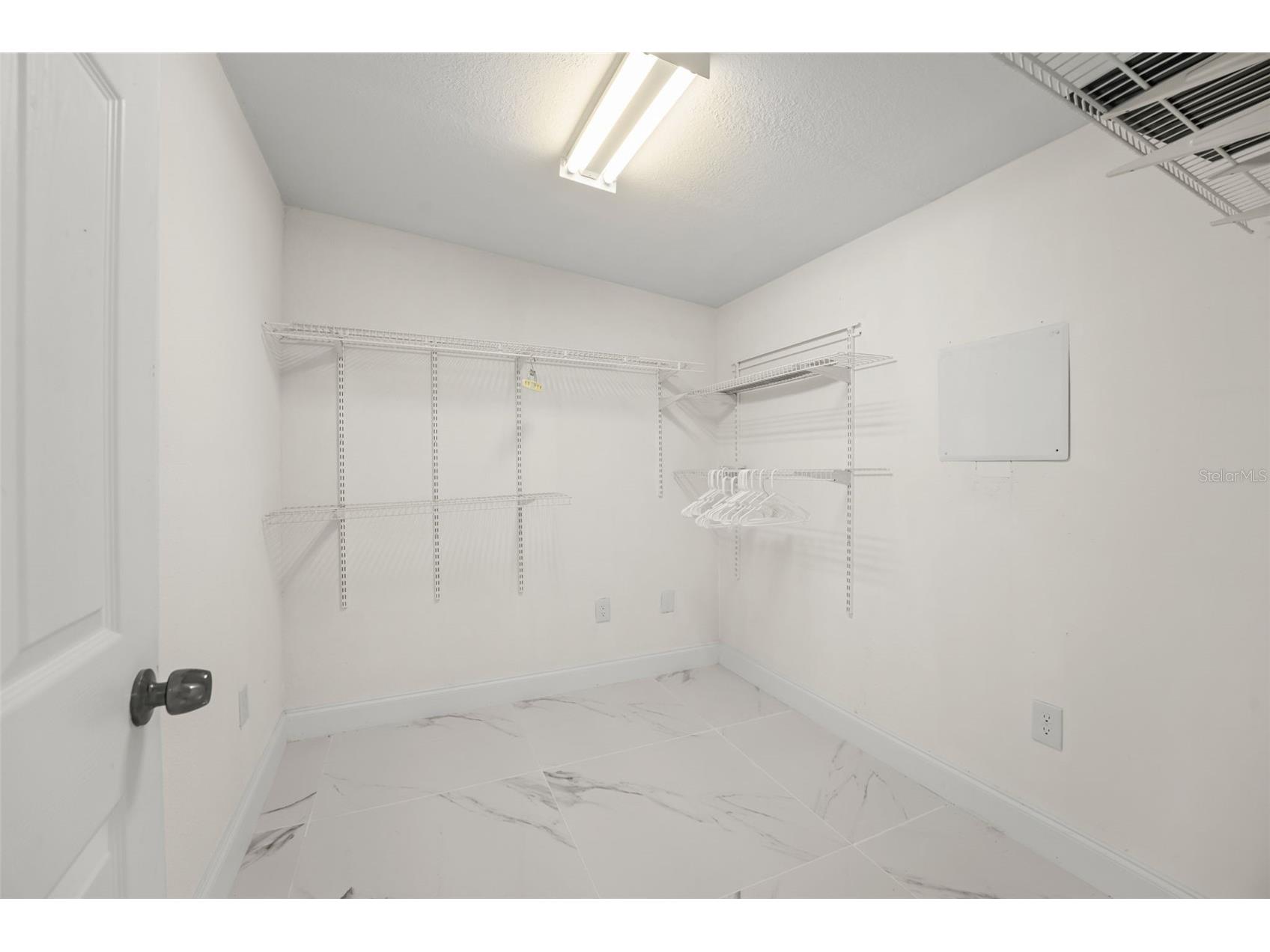 2217 Pembrook Drive Orlando FL 32810 O6388480 image19