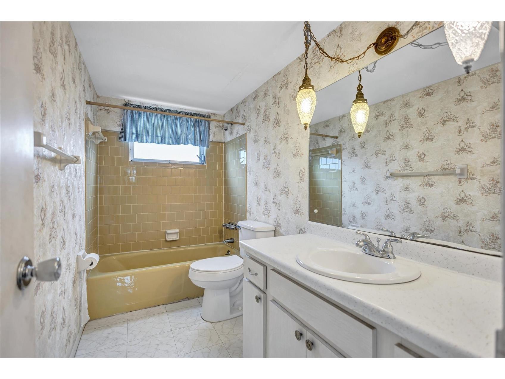 2217 Sunset Drive #E27 Bradenton FL 34207 TB8508979 image17