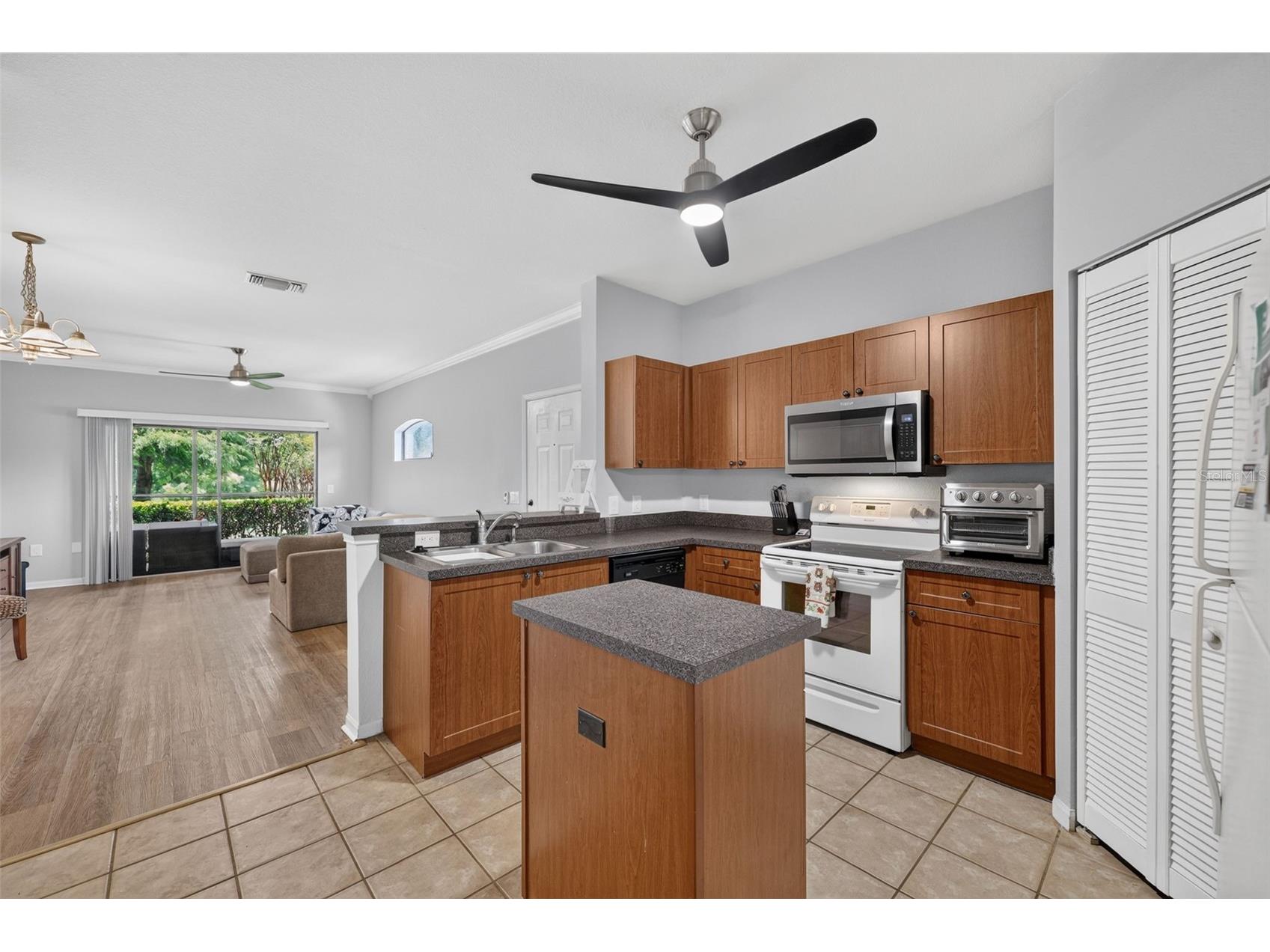 2217 Tuscany Trace #7 Palm Harbor FL 34683 TB8526469 image9