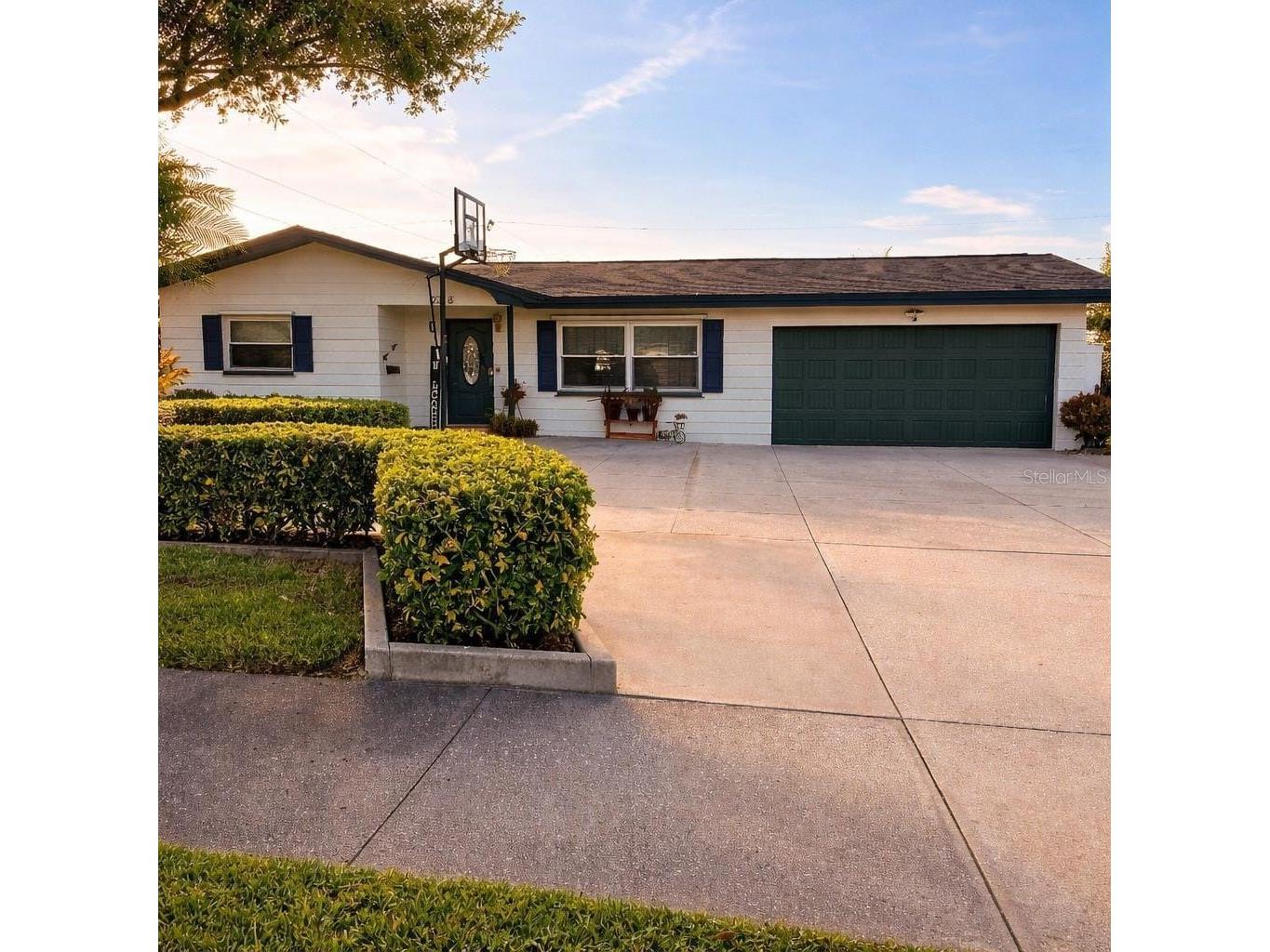 2218 8th Avenue SW Largo FL 33770 O6381588 image3