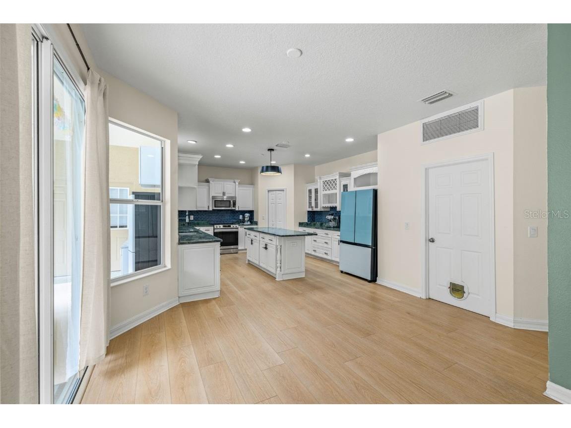 2218 Climbing Ivy Drive Tampa FL 33618 TB8433527 image15