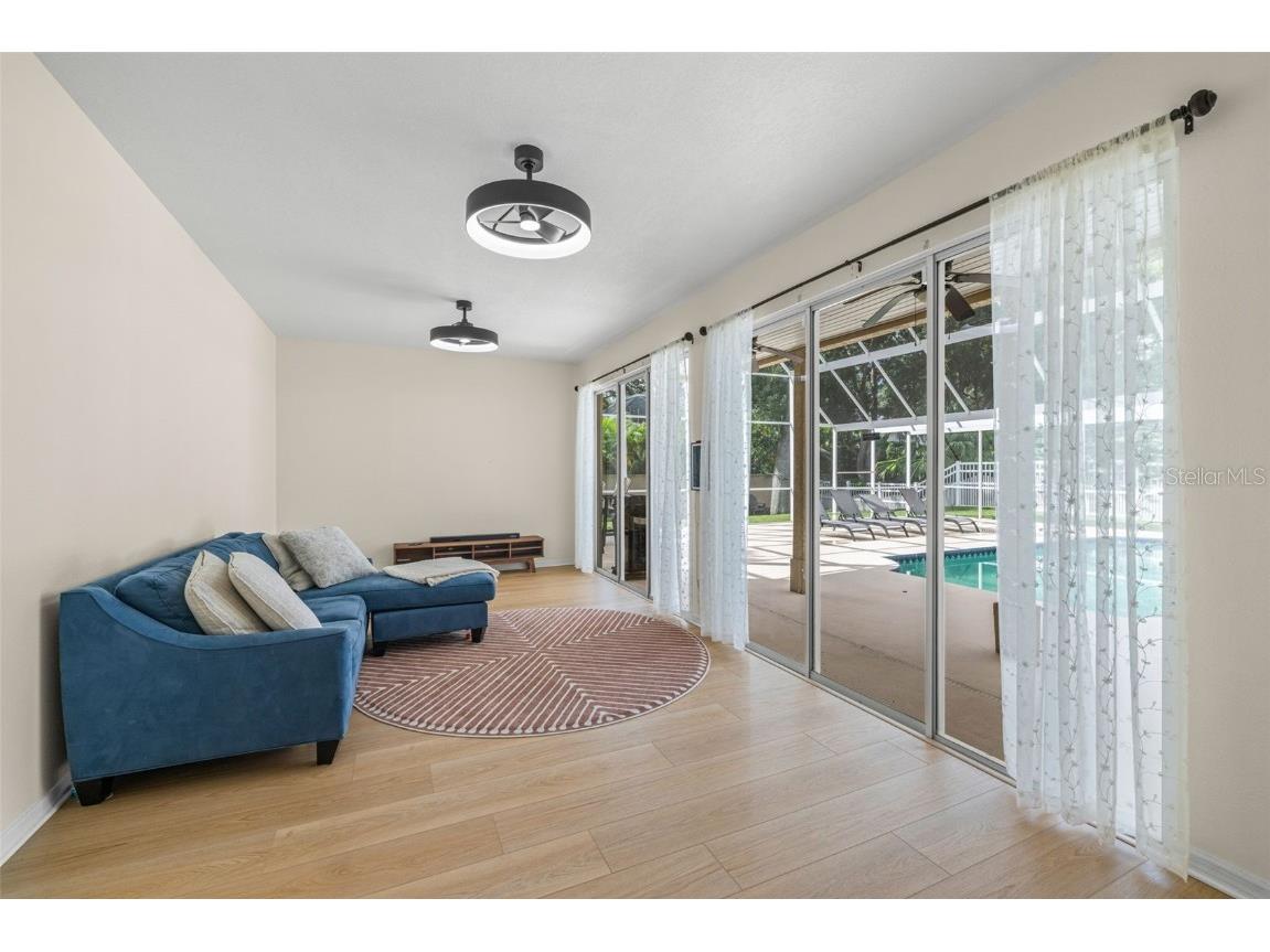 2218 Climbing Ivy Drive Tampa FL 33618 TB8433527 image24