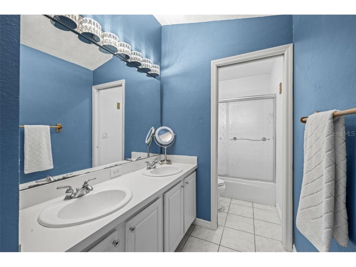 2218 Climbing Ivy Drive Tampa FL 33618 TB8433527 image31