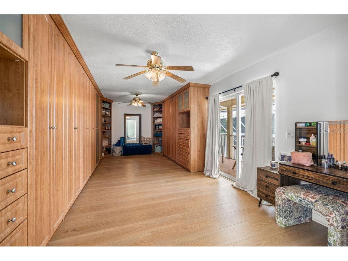 2218 Climbing Ivy Drive Tampa FL 33618 TB8433527 image36