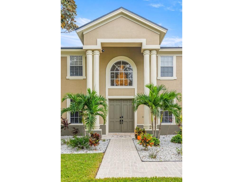 2218 Climbing Ivy Drive Tampa FL 33618 TB8433527 image5