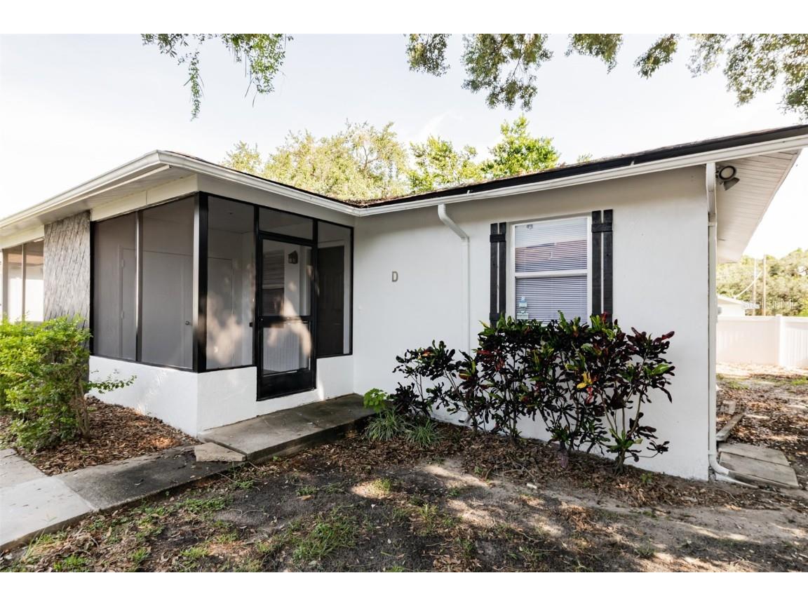 2218 Leo Drive #D Auburndale FL 33823 P4925994 image1