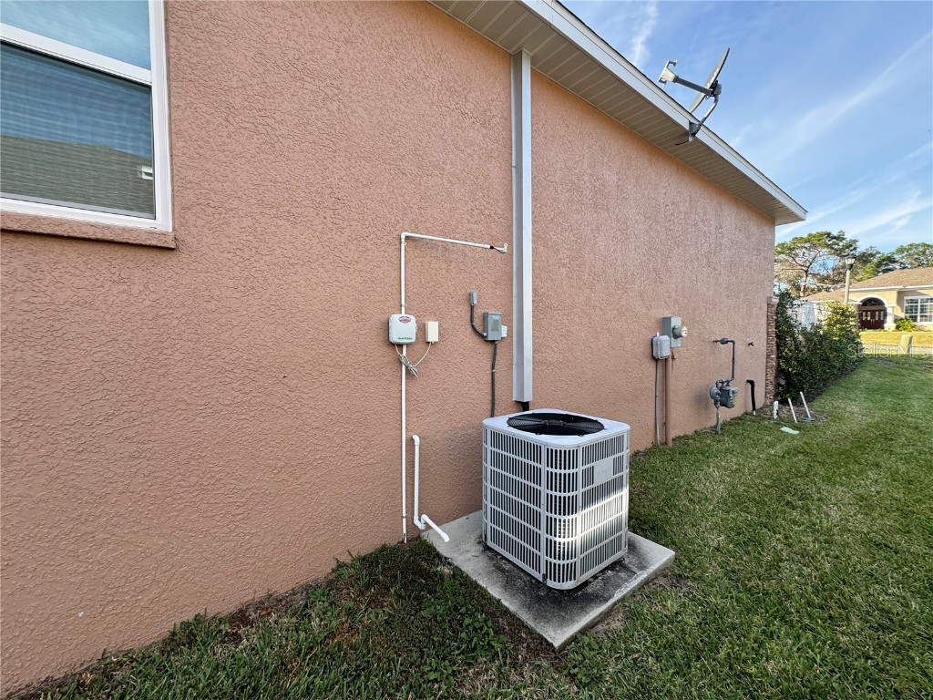 2218 N Heritage Oaks Path Hernando FL 34442 TB8449218 image58