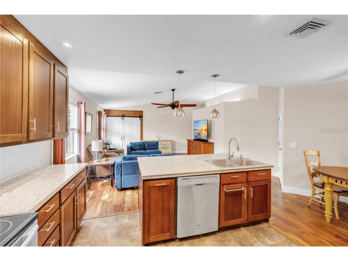 2218 Woodmere Rd Venice FL 34293 A4655976 image10