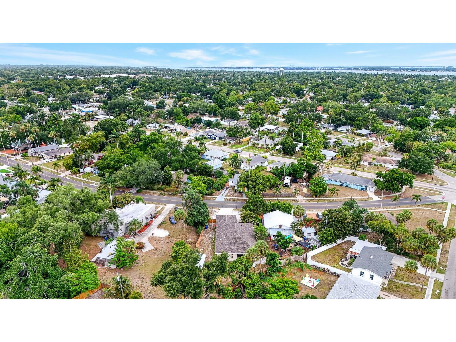 2219 18th Avenue W Bradenton FL 34205 A4696162 image50
