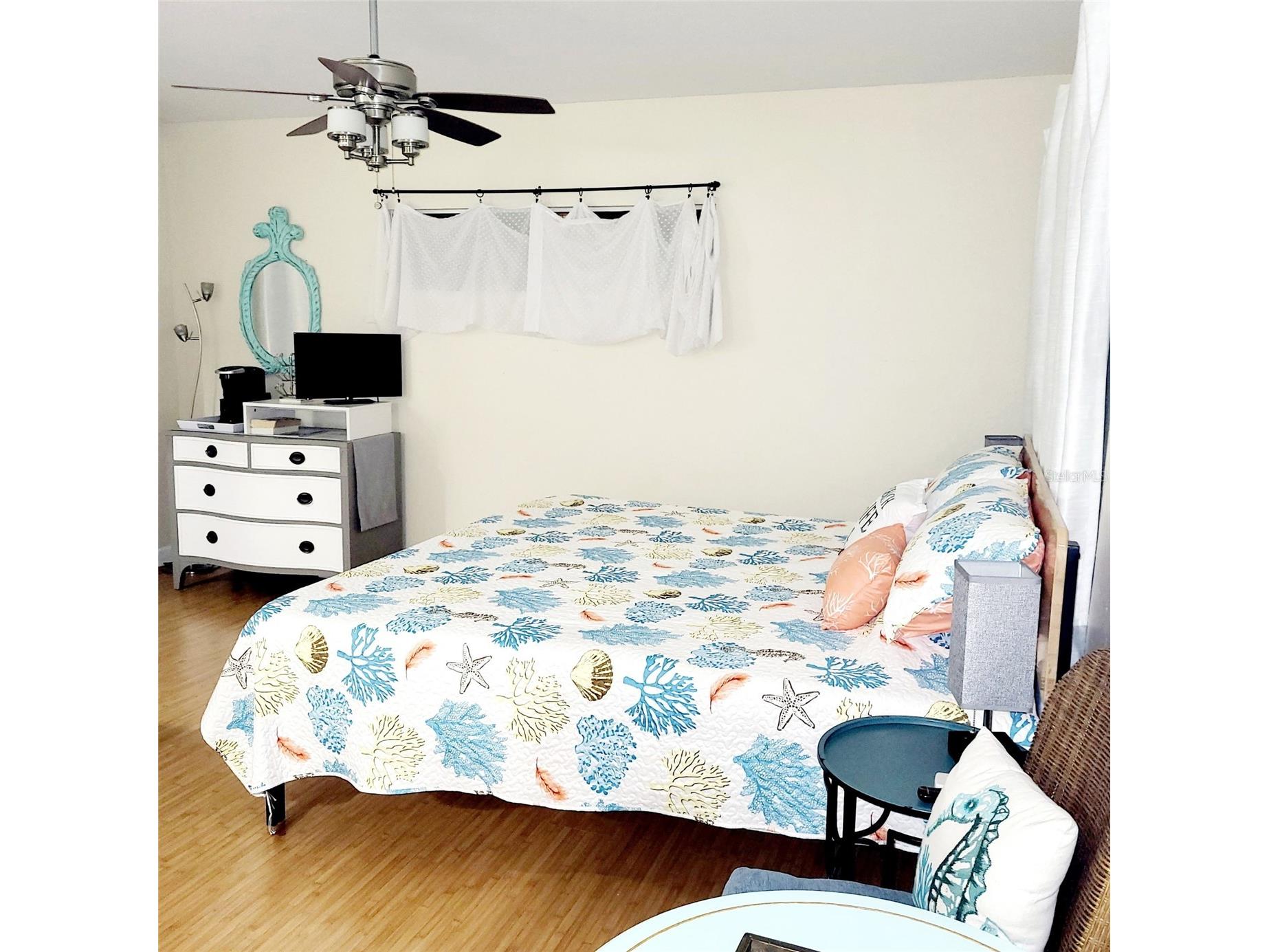 2219 Avenue C Bradenton Beach FL 34217 A4675493 image10
