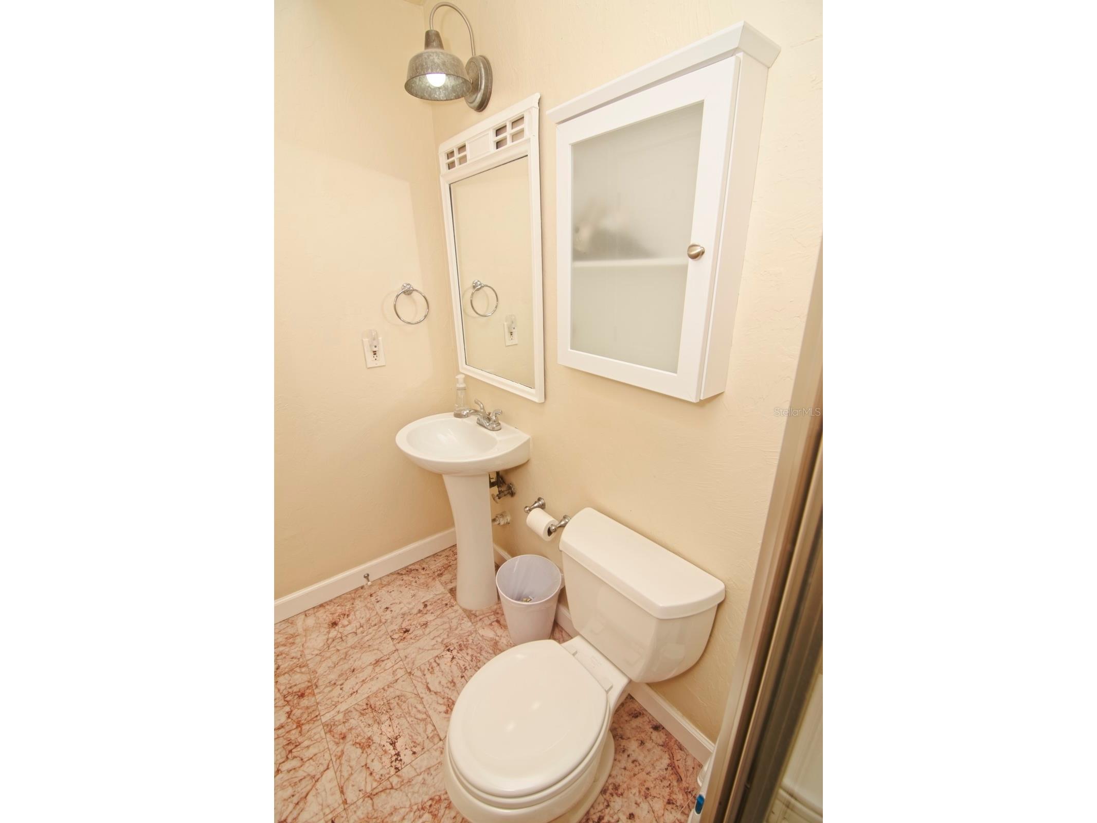 2219 Avenue C Bradenton Beach FL 34217 A4675493 image13