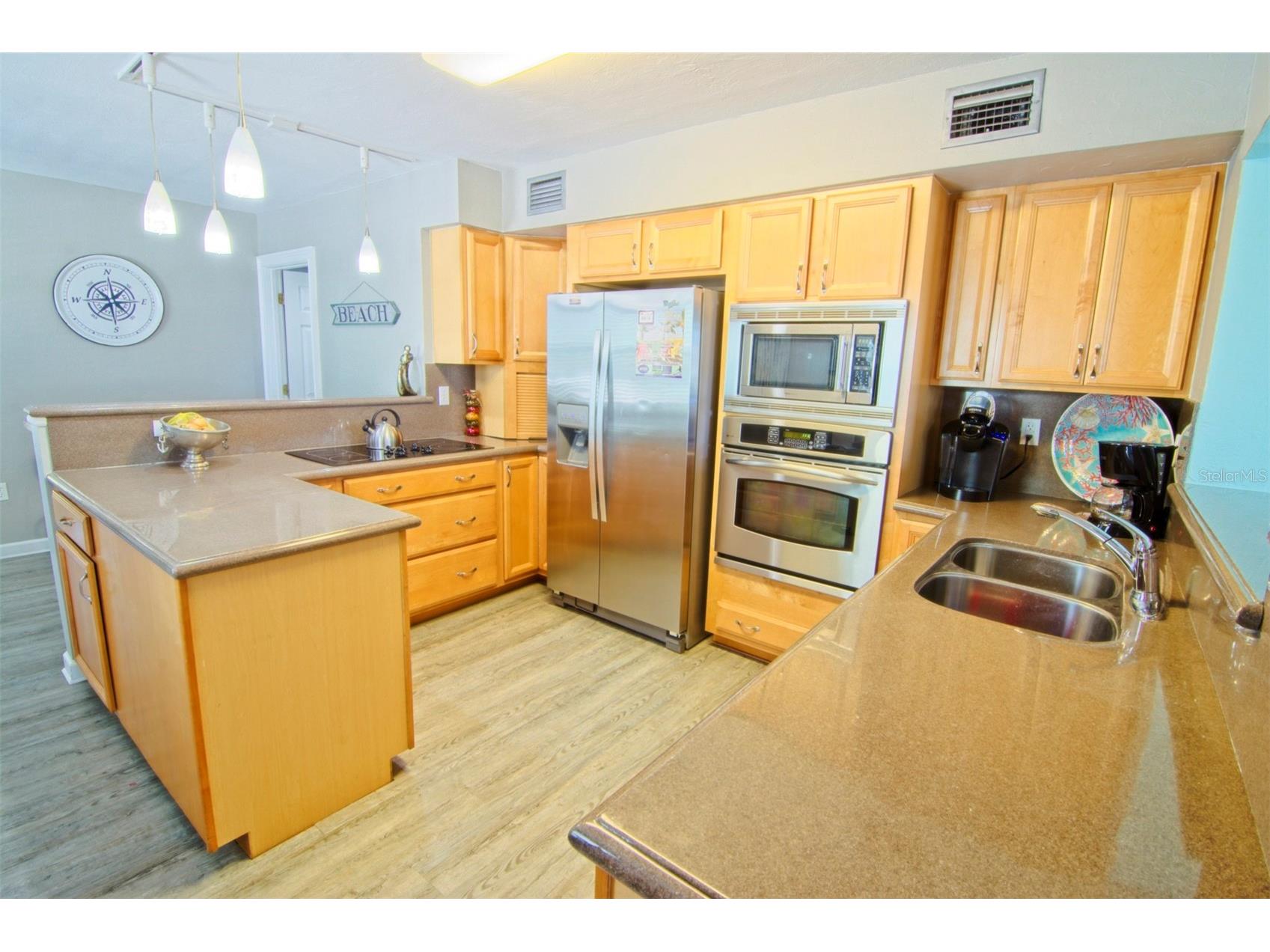 2219 Avenue C Bradenton Beach FL 34217 A4675493 image18