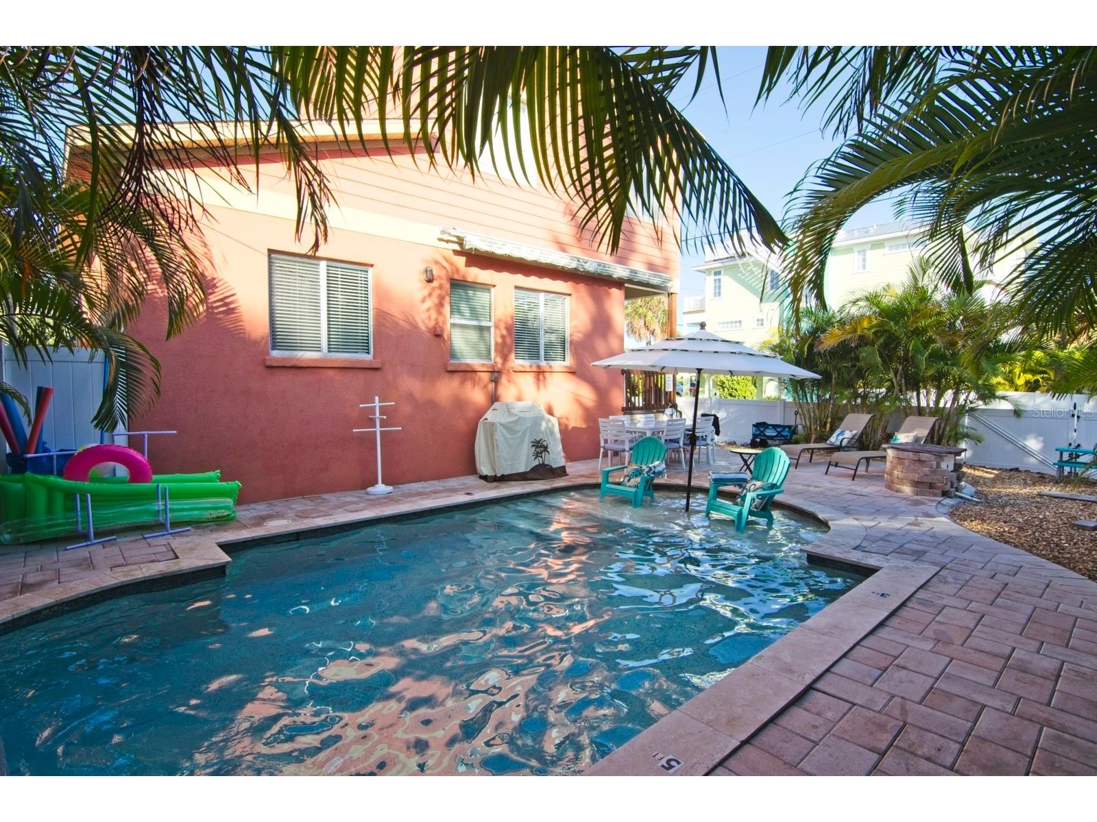 2219 Avenue C Bradenton Beach FL 34217 A4675493 image2