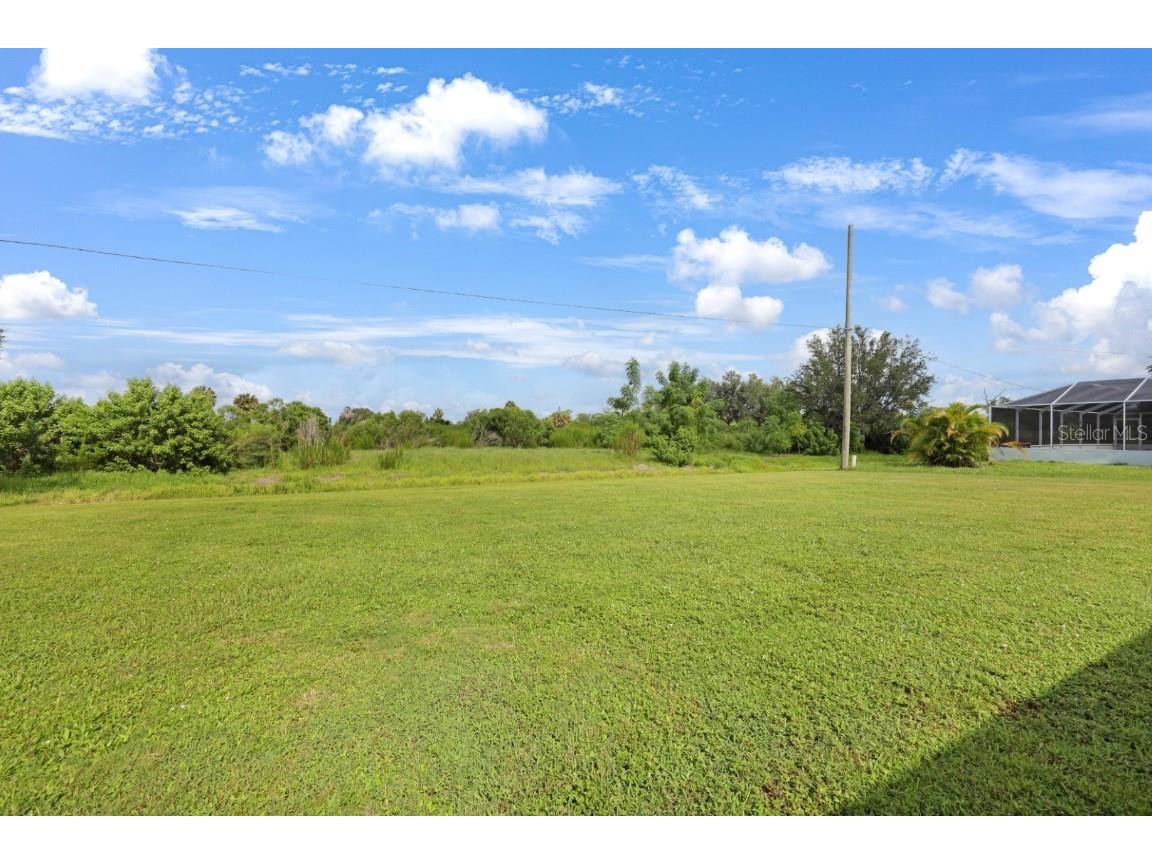 2219 Beacon Drive Port Charlotte FL 33952 C7514060 image4