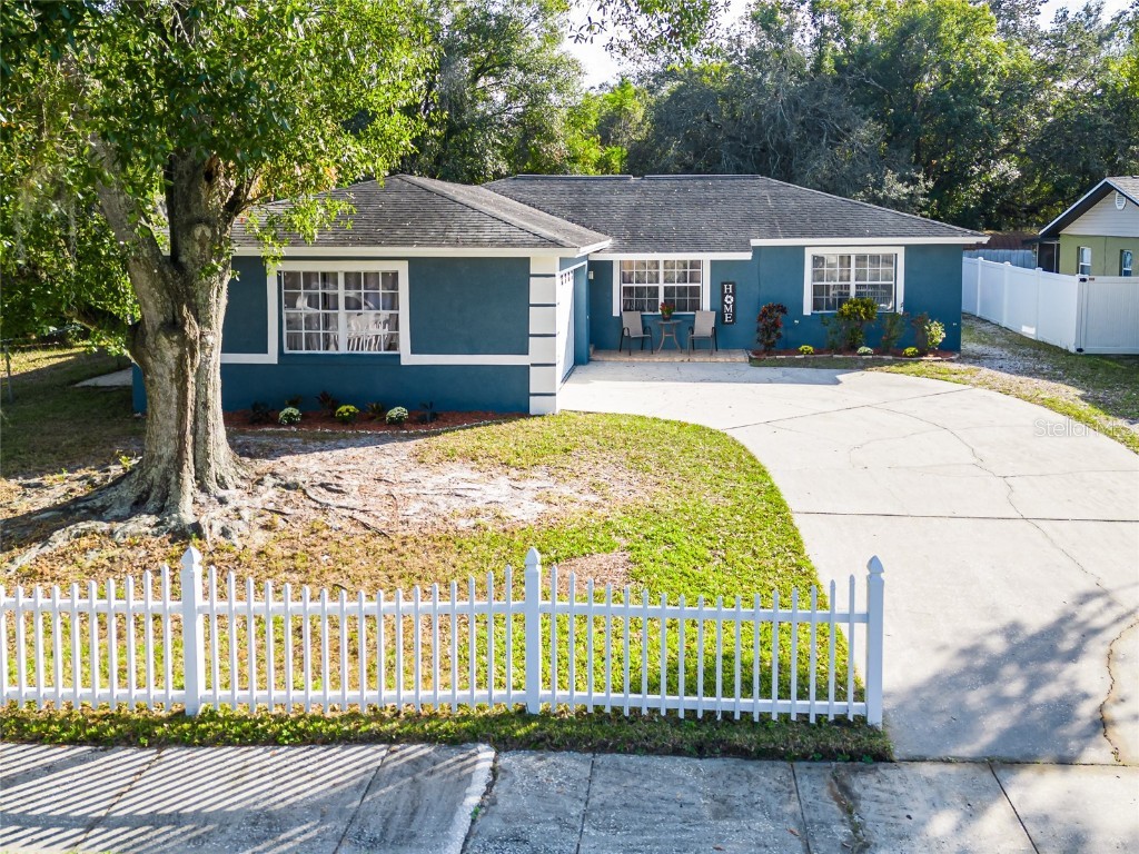 2219 Elizabeth Drive Brandon FL 33510 T3486224 image1