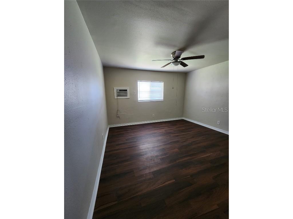 2219 Highland Street #1 Saint Petersburg FL 33705 TB8439227 image5