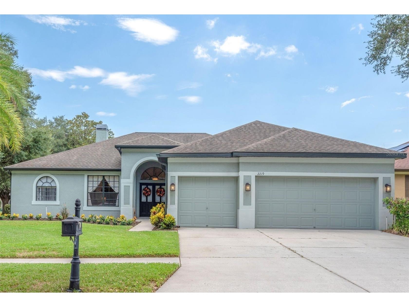 2219 Longmore Circle Valrico FL 33596 TB8526586 image1