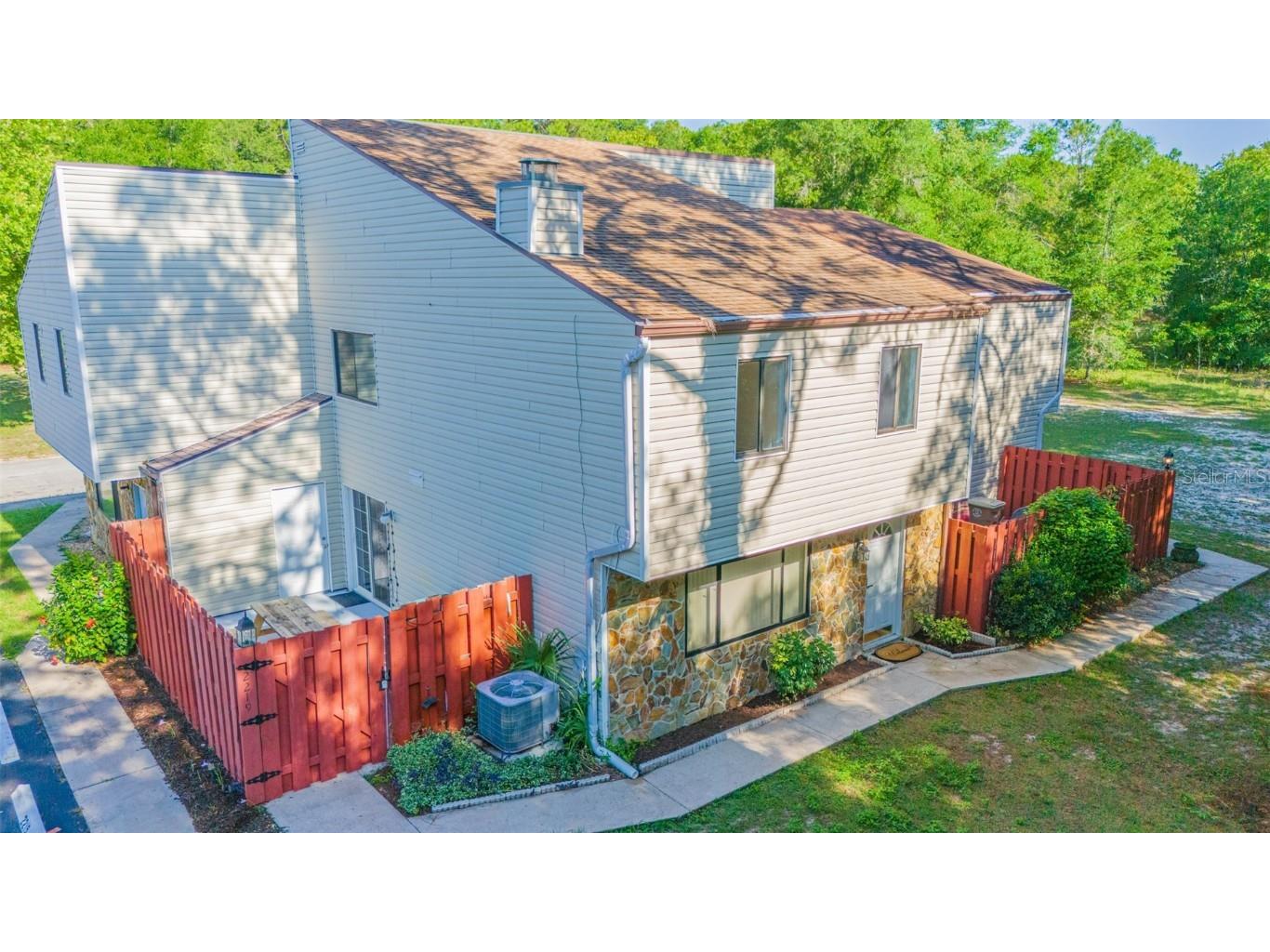 2219 NE 45th Avenue Ocala FL 34470 OM677814 image1