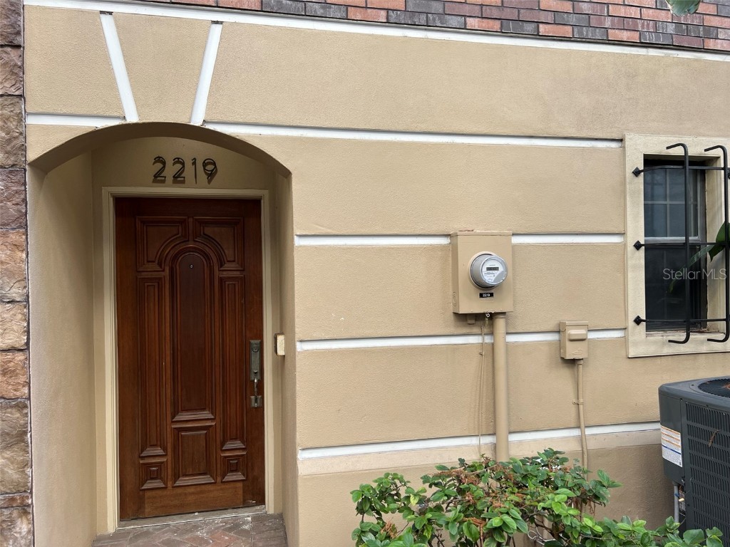 2219 Soho Bay Court Tampa FL 33606 T3423469 image1