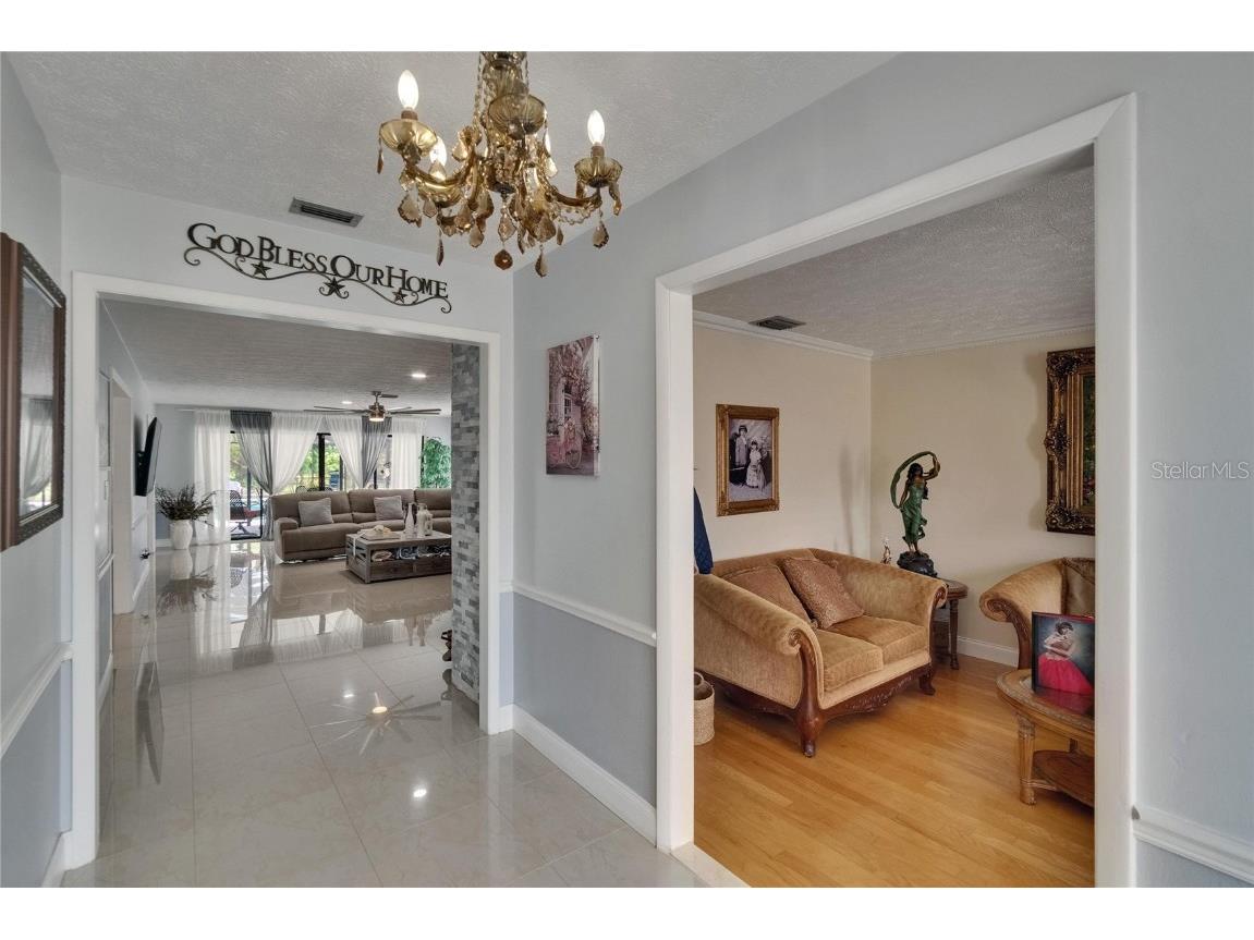 2219 Summit View Drive Valrico FL 33596 TB8383666 image8