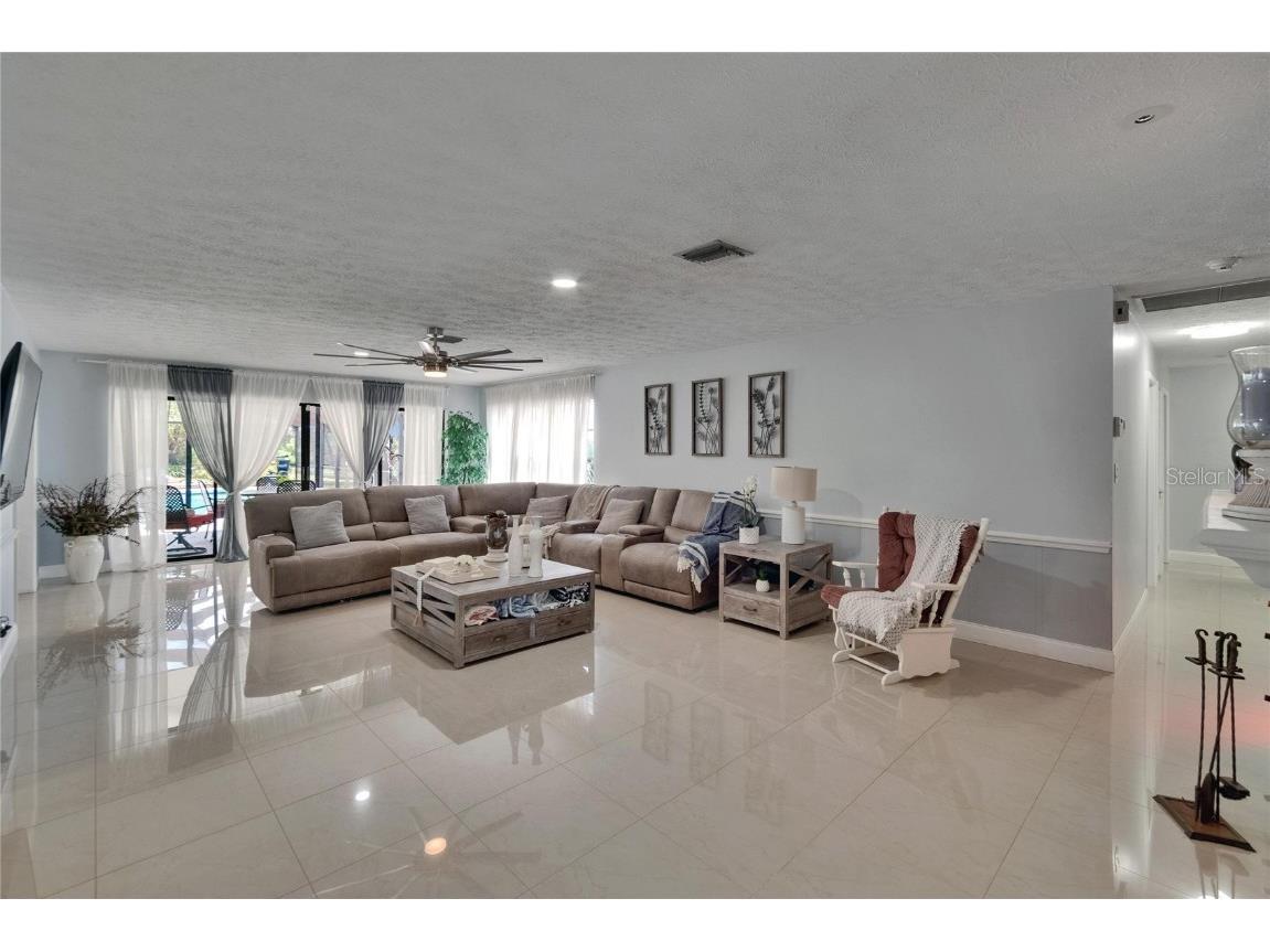 2219 Summit View Drive Valrico FL 33596 TB8383666 image9