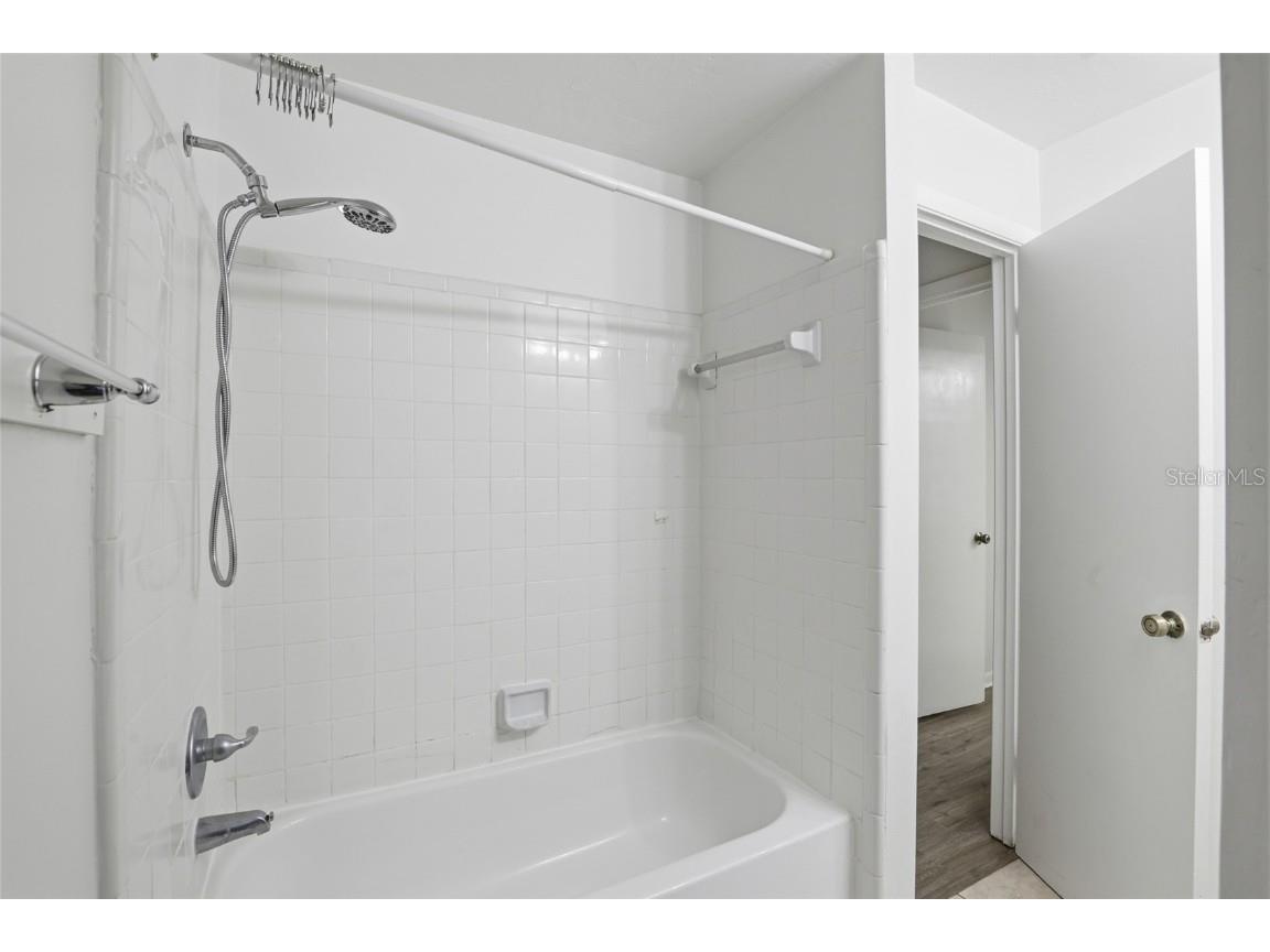 2219 SW 39th Way Gainesville FL 32607 GC535553 image15