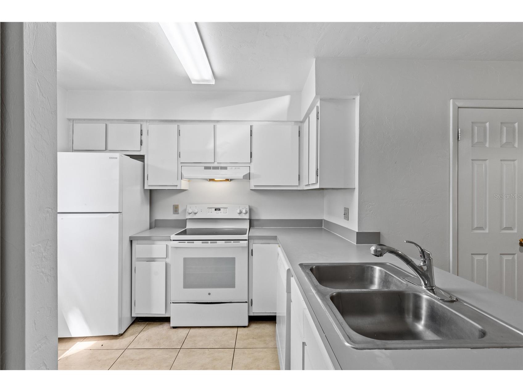 2219 SW 39th Way SW Gainesville FL 32607 GC536677 image6