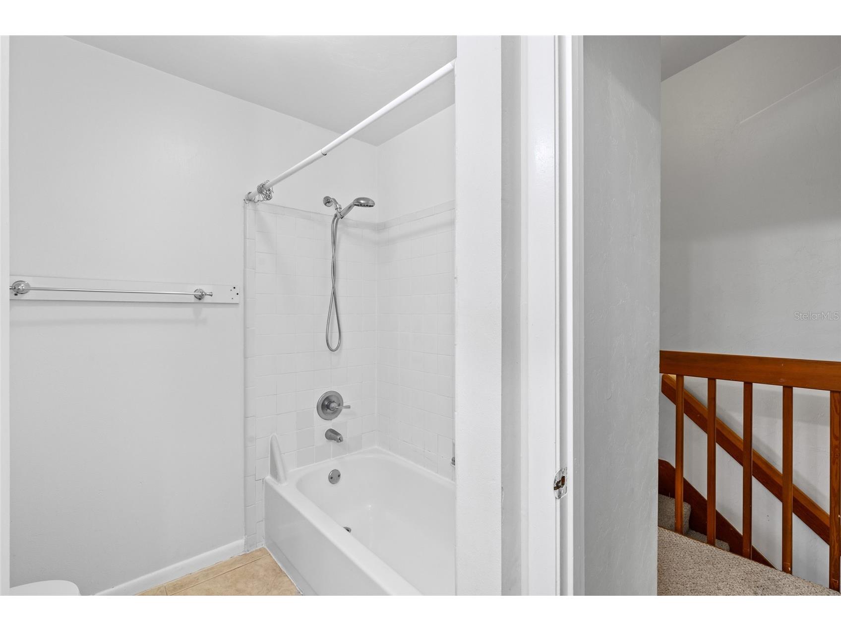 2219 SW 39th Way SW Gainesville FL 32607 GC536677 image9