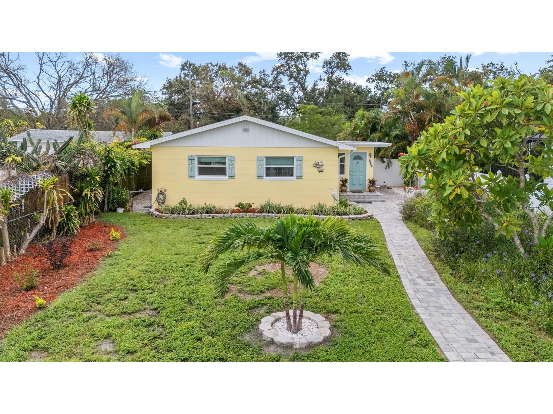 222 17th Avenue S Saint Petersburg FL 33701 TB8422150 image1