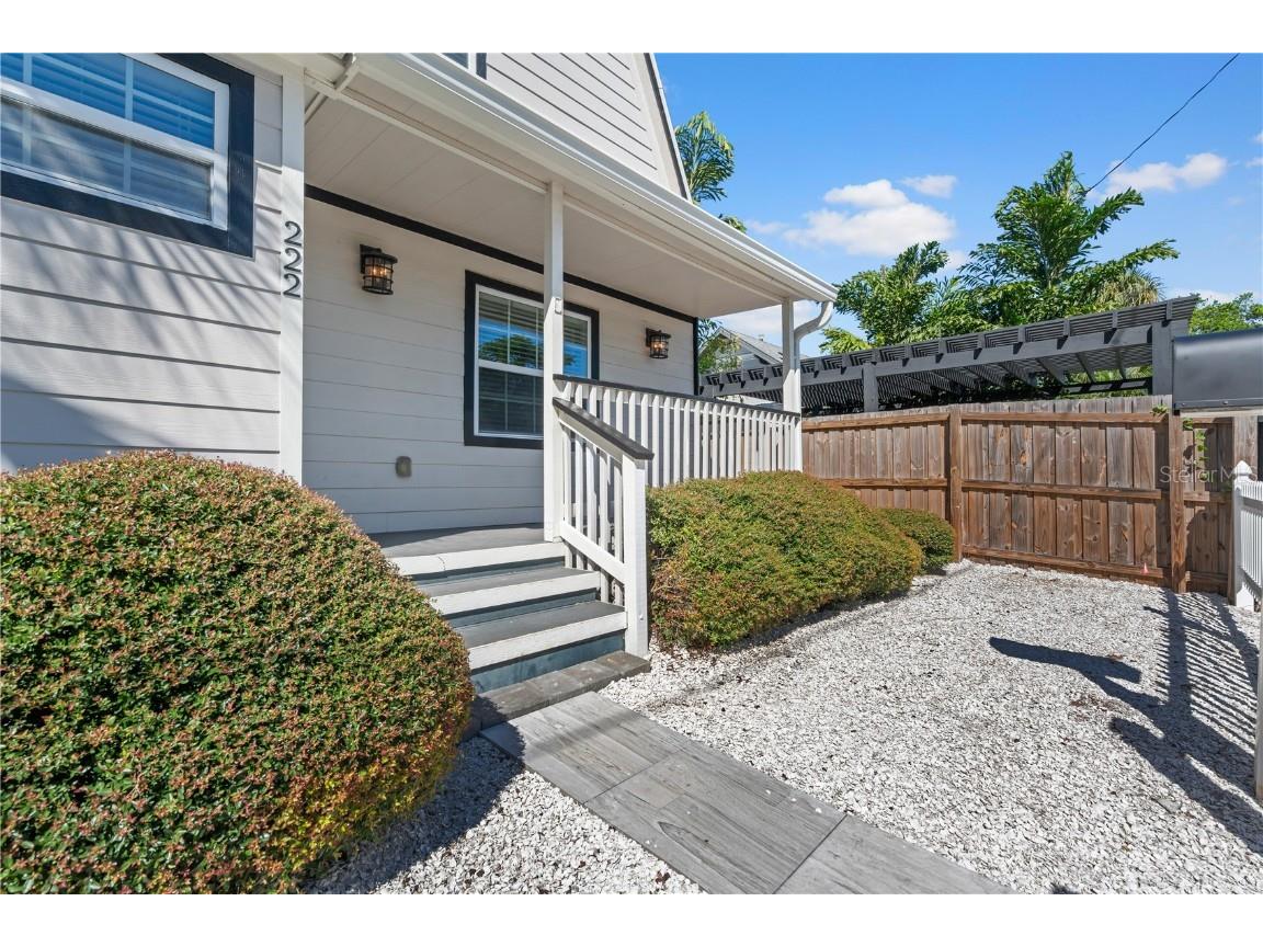 222 25th Street N Saint Petersburg FL 33713 TB8440701 image1