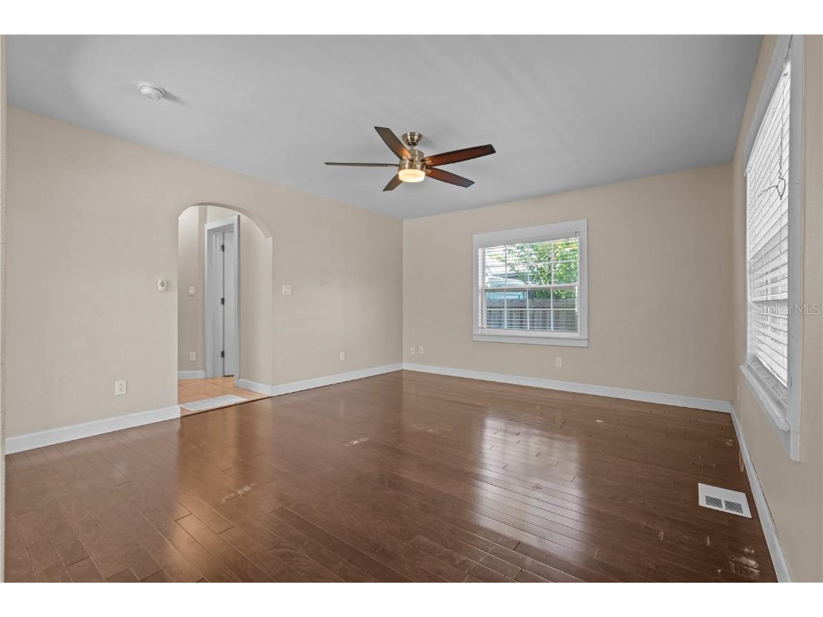 222 25th Street N Saint Petersburg FL 33713 TB8440701 image12