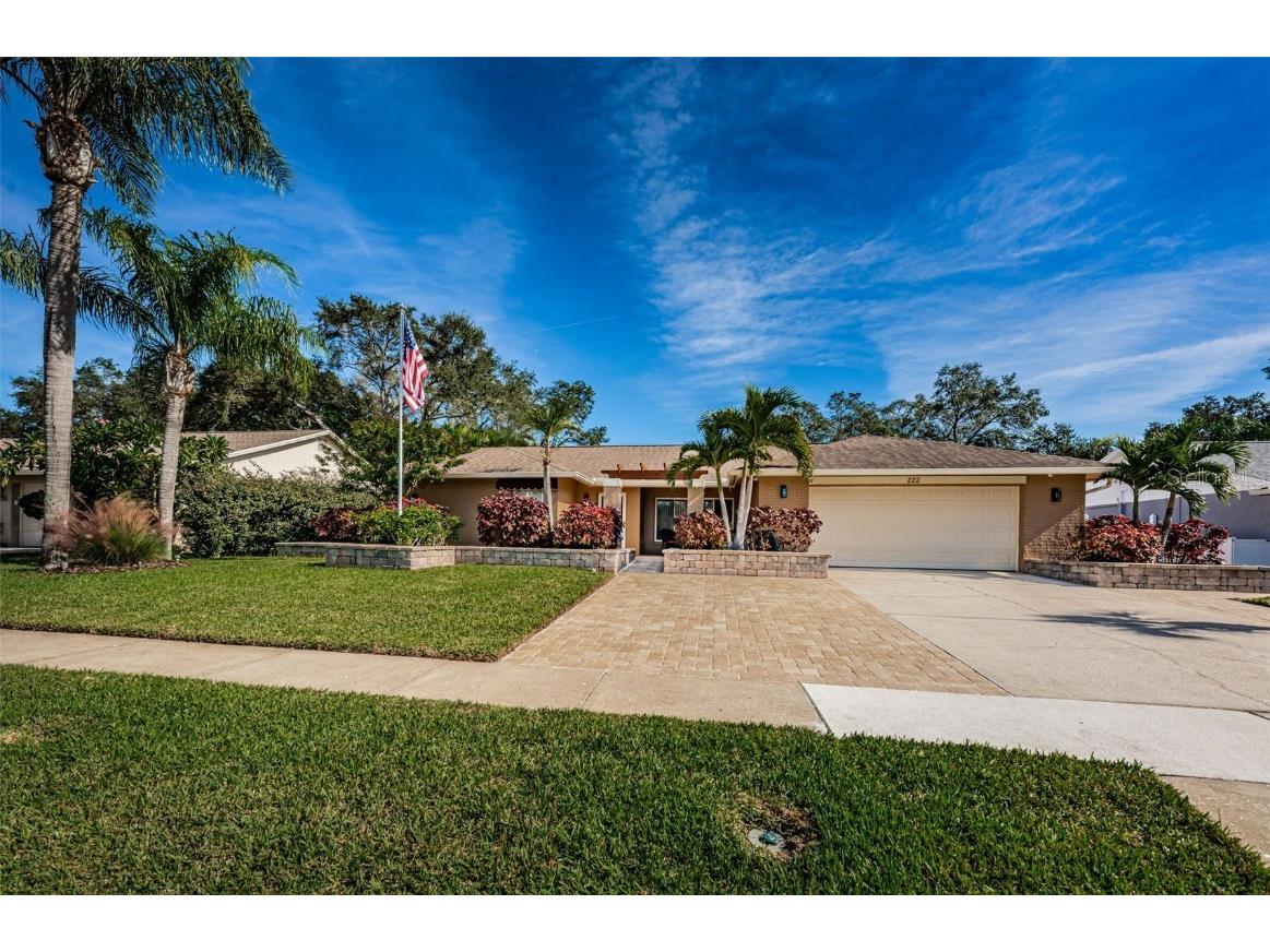 222 Foxcroft Drive E Palm Harbor FL 34683 U8220255 image1