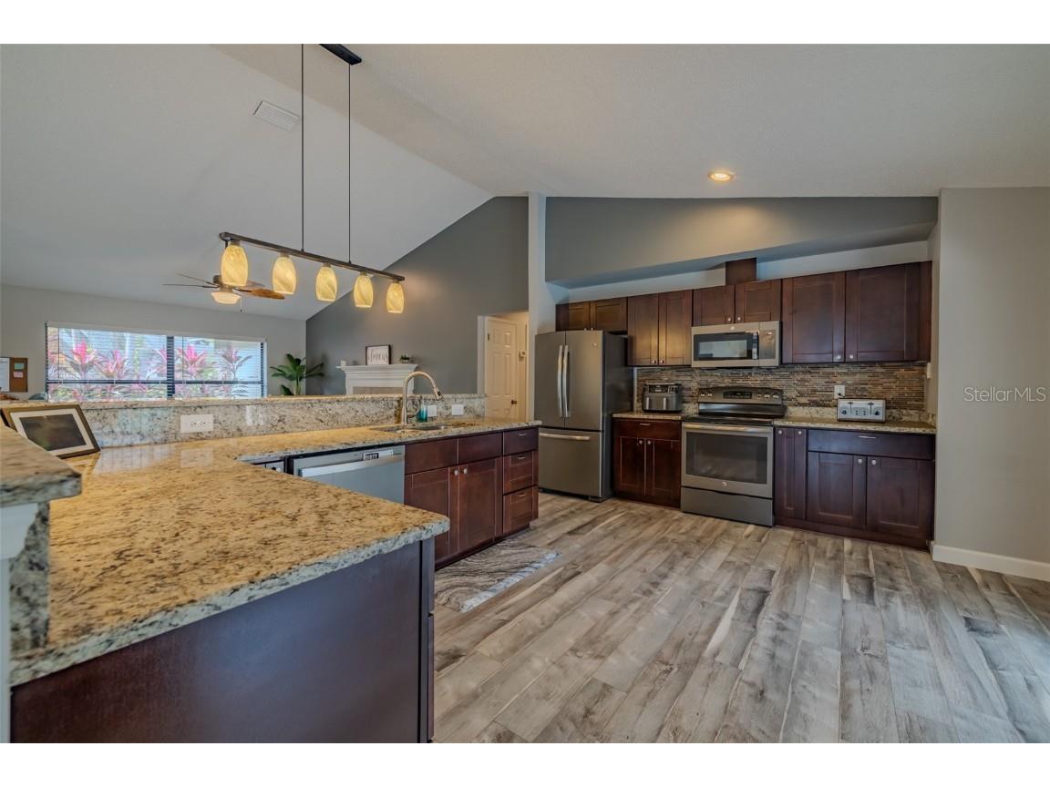 222 Halton Circle Seffner FL 33584 TB8441880 image16